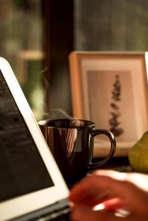Alberta resident completing their will online to support estate and probate planning